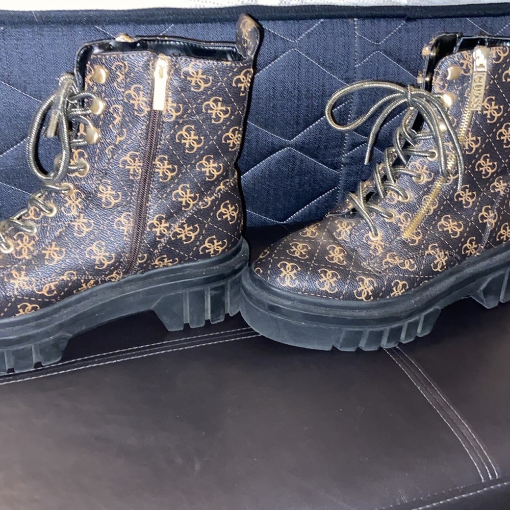 GUESS COMBAT BOOTS - Picture 5 of 7